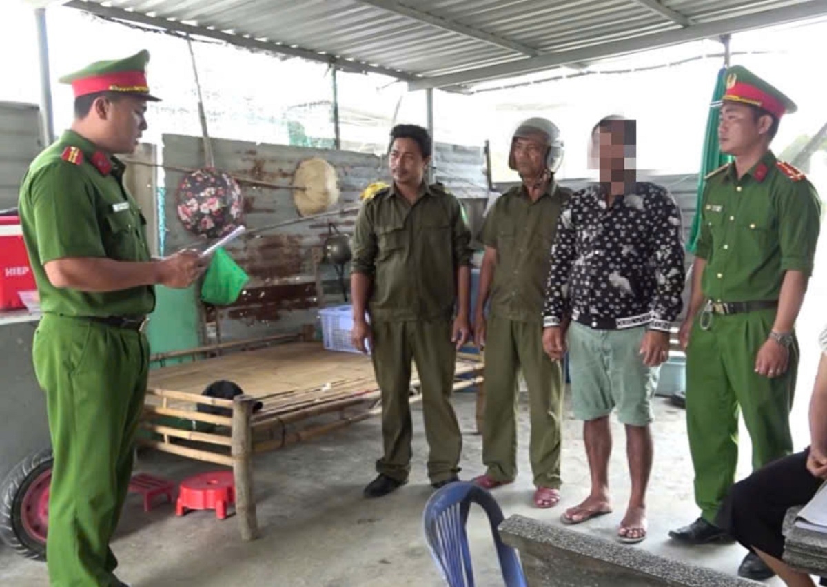 Bắt giữ đối tượng trộm lúa, dùng đao chém người vì bị chụp ảnh